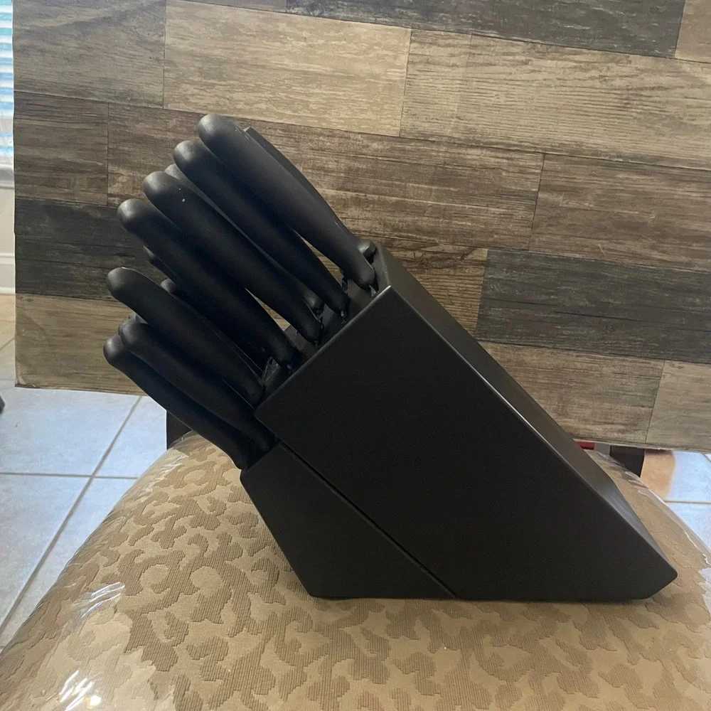 JA Henckels International Fine Edge Synergy 16 Pc Knife Block Set Black Silver